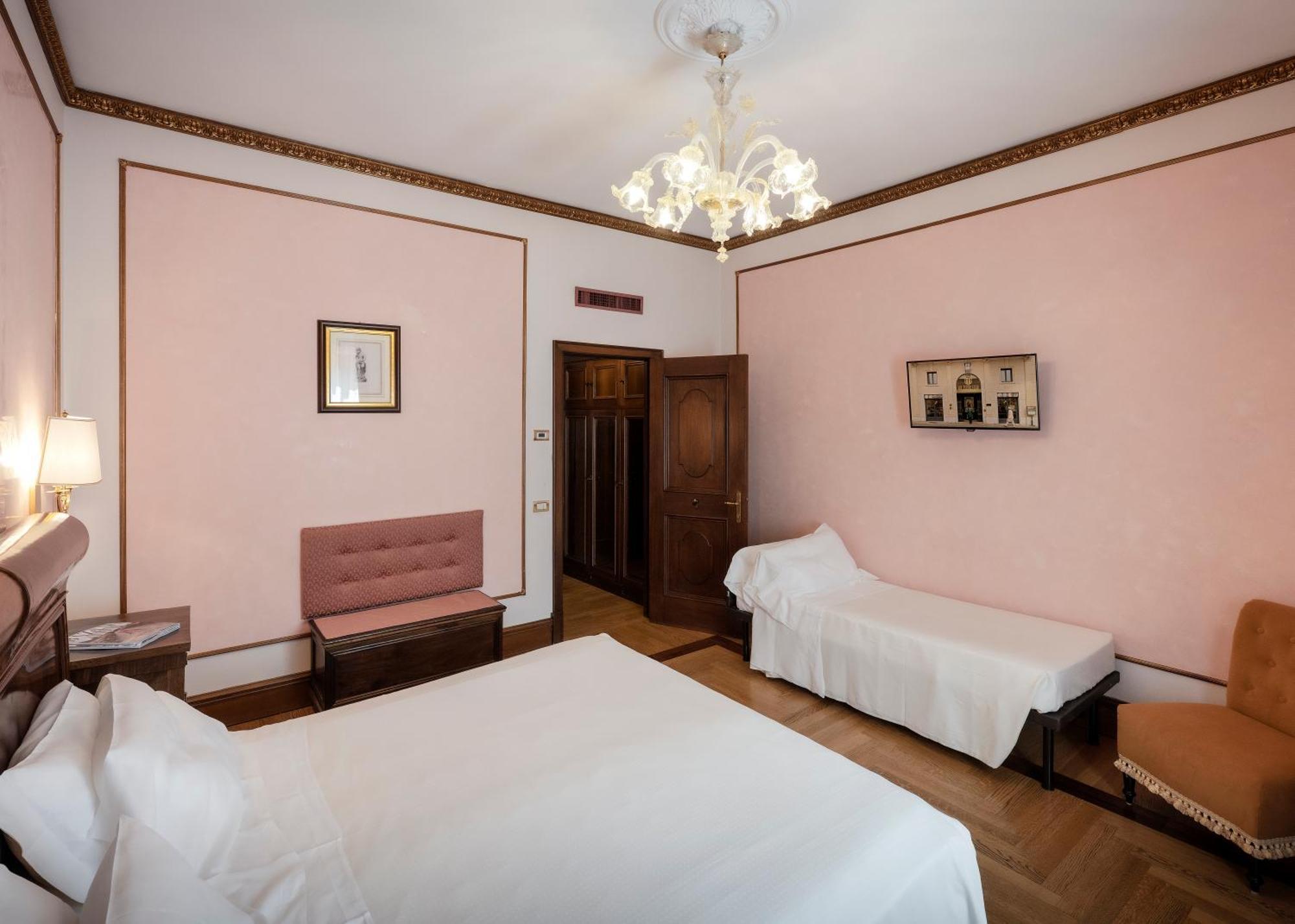 Due Torri Hotel Verona Esterno foto